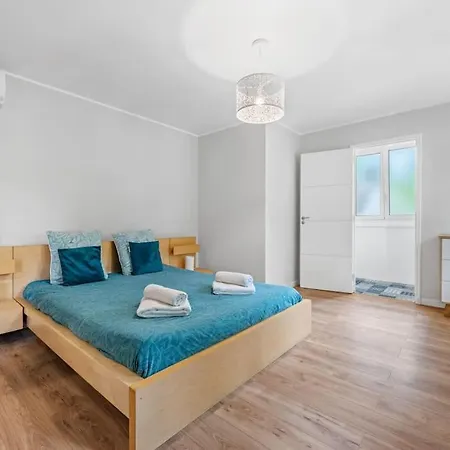 La - Centre - Jardin - Parking Privee - Climatisation Apartment *